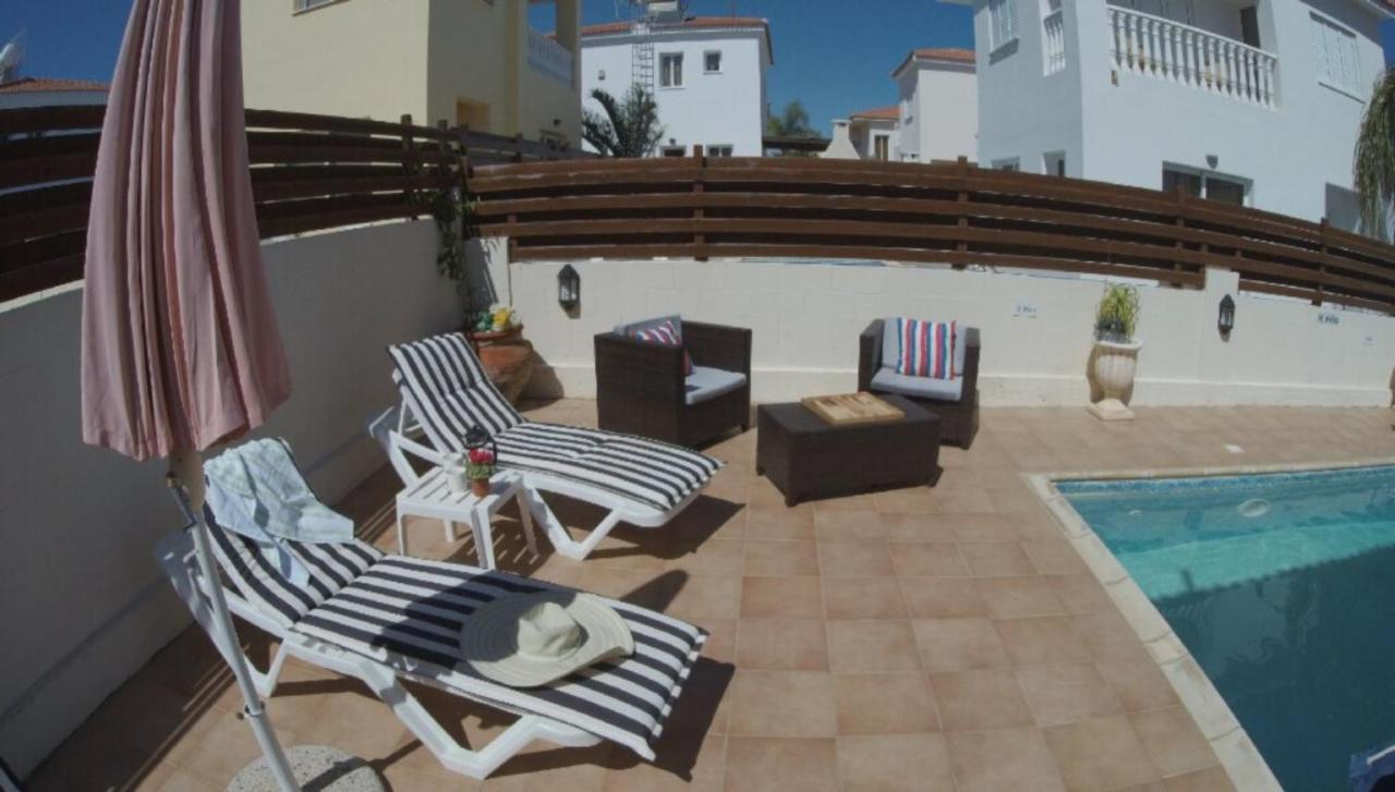 Villa Emiliana Παραλίμνι Εξωτερικό φωτογραφία